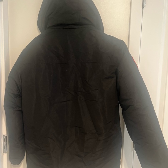 NWOT - Canada Goose Youth L (14/16) Black Puffer Jacket - Picture 4 of 16